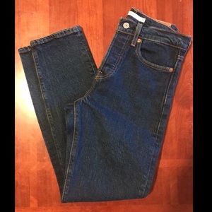 Levi’s Wedgie size 26